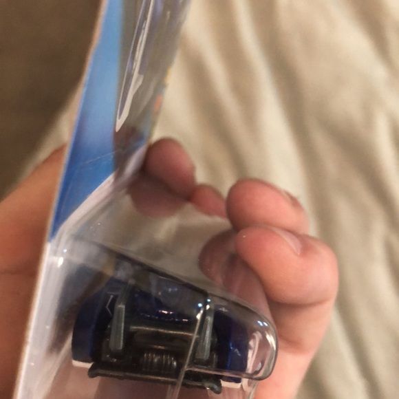 Electro Silhouette - Picture 6 of 8